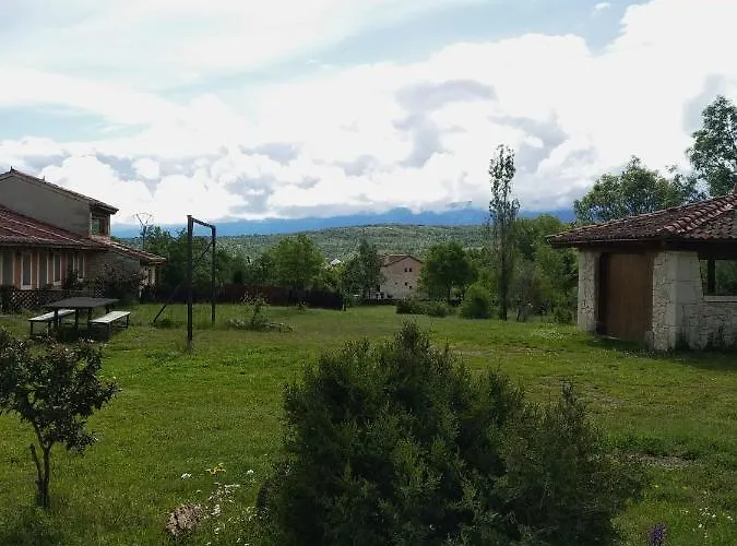 La Solanilla -casas Rurales Nyaraló Torre Val de San Pedro